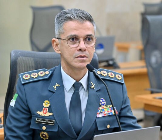 Coronel Azevedo felicita corporação pelos 190 anos da Polícia Militar