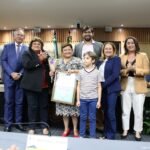Câmara outorga títulos de cidadania e faz homenagem à família Oliveira Lima