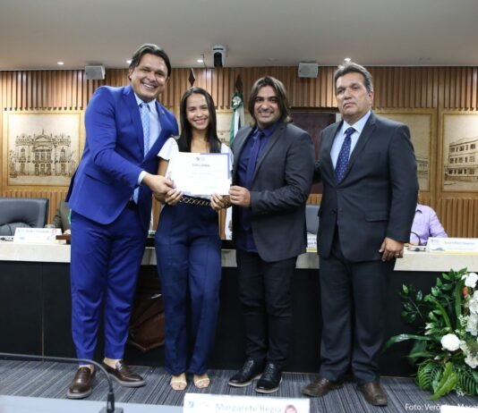 Câmara Municipal de Natal realiza entrega da Comenda Carlos Alexandre 2024
